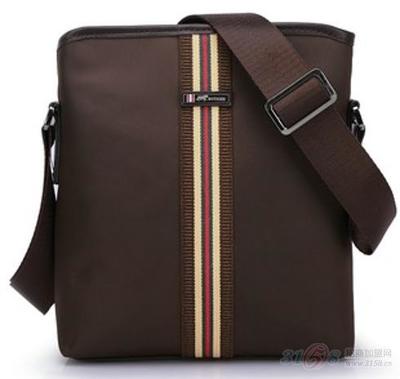 2014博虎正品時尚休閑背包單肩斜跨韓版潮流商務工廠批發廣州男包_廣州市花都區新華誠博皮具廠_產品展示-3158企業招商